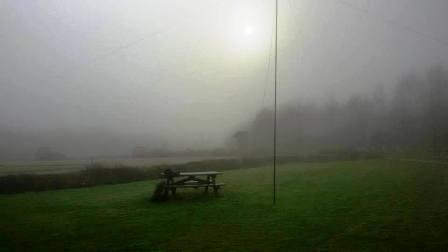 Mast and picnic table (operating bench) on Detling