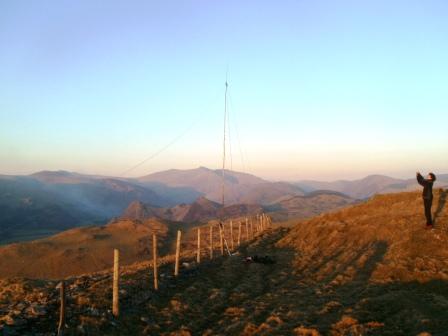 Ricky photographing the 40m dipole