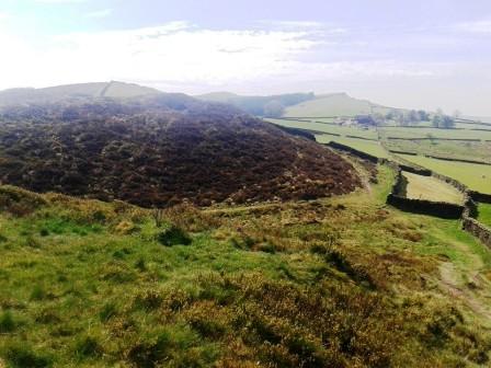 Dropping off Taxal Edge and looking ahead to Windgather Rocks