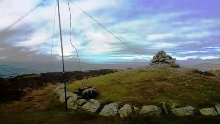 Penycloddiau summit