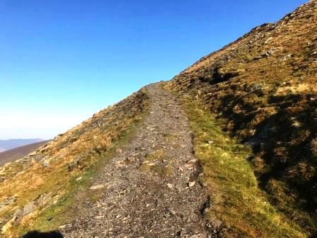 Zigzag climb onto the main ridge