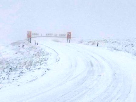 Cat & Fiddle road - passable with care
