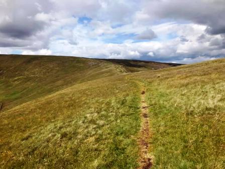 Approaching the saddle on the ascent