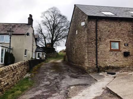 Public footpath from Brink Farm to Walker Barn