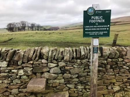 Public footpath from Walker Barn to Lamaload