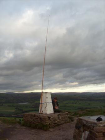 Kjell with his vertical HF antenna