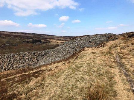 Approaching Reeve-edge Quarries