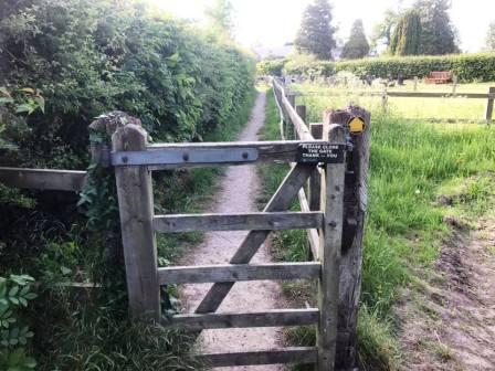 Final footpath into Goostrey village