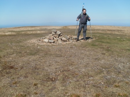 Tom MR1EYP/P, summit of Knott LD-023