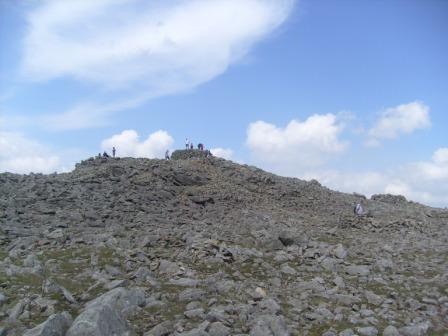 Final approach to the summit