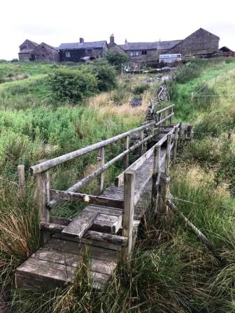 Approaching Greenways Farm