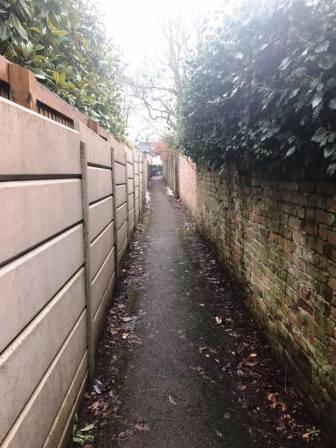 Approaching Heybridge Lane