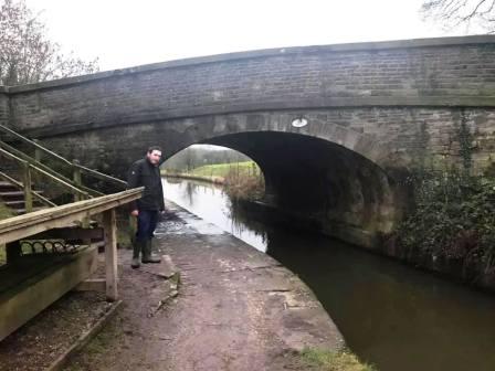 Entering the canal at Higher Fence Road