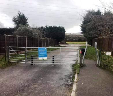 Pass through to join the Middlewood Way