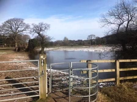 Footpath close to Kerridge