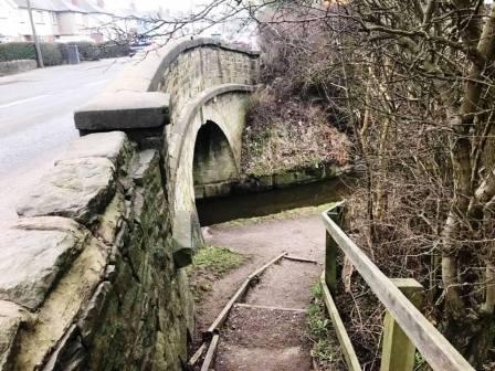 Entering the Macclesfield Canal at Lyme Green
