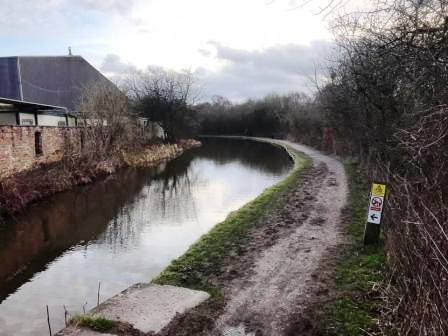 Macclesfield Canal, Lyme Green