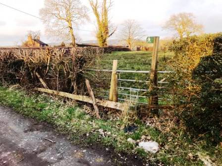 Public footpath across Woodhouse Green Farm