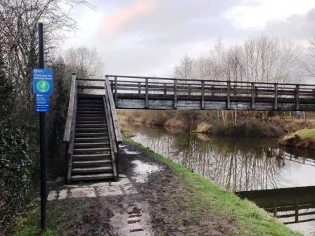 Footbridge over the canal