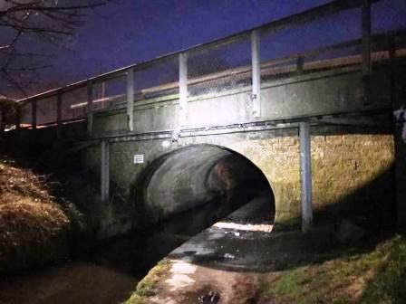 Exit the Macclesfield Canal at the A523, Lyme Green