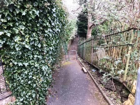 Ginnel from The Walks through to Cruso Street