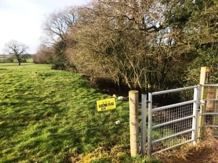 Gate at the back of Underbank Farm