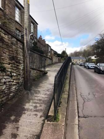 Raised pavement along Redway Lane, Kerridge