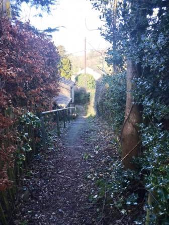 Ginnel down to Rainow Road