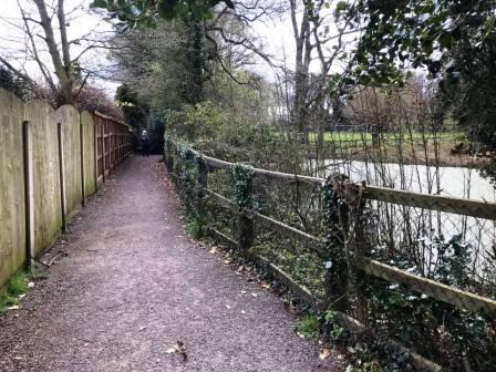 Path towards the park area