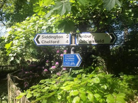 Junction of School Lane and Bearhurst Lane