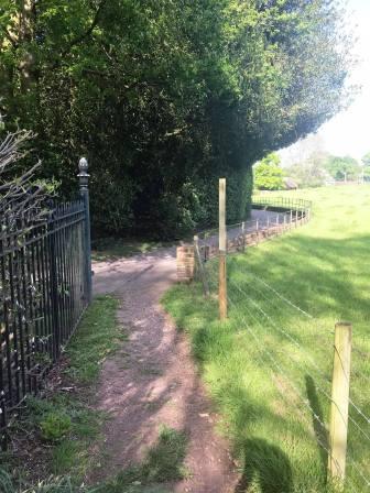 Footpath past Sycamore Farm