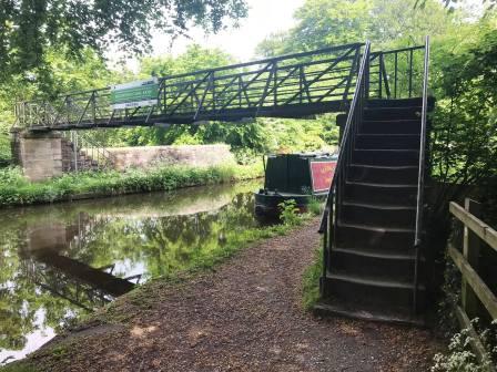 Start of the spur towards Bugsworth Basin