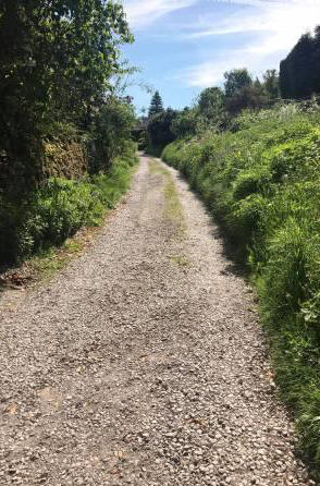 Track towards Stoneheads