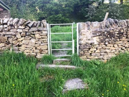 Look out for this gate up to your right
