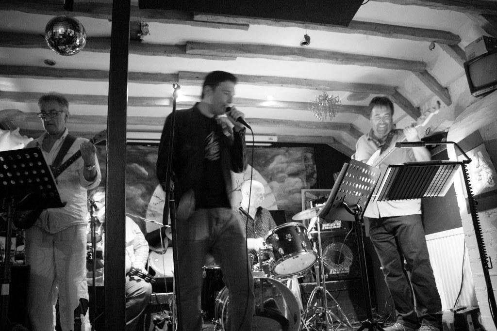 Liam Read Band at MASH Guru