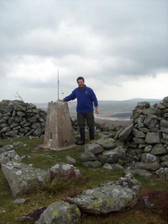 Tom MW1EYP/P setting up on summit