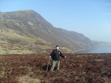 Contouring across to Creigiau Gleision, with Pen Llithrig y Wrach standing tall behind