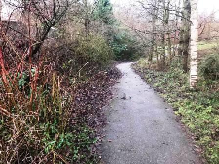 Path towards Dorchester Way (south end)