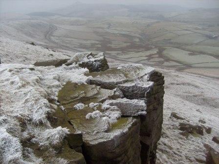 Crags at the edge of the summit plateau