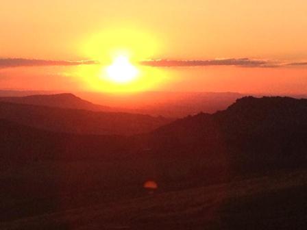 A photo of the sunset over The Cloud that evening, taken by my firend Nick M1DDD from Merryton Low