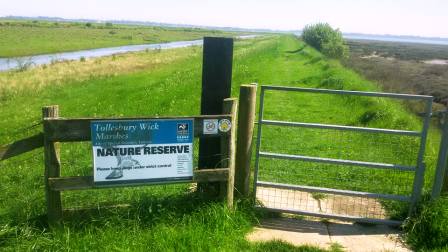 Into the nature reserve and sea wall