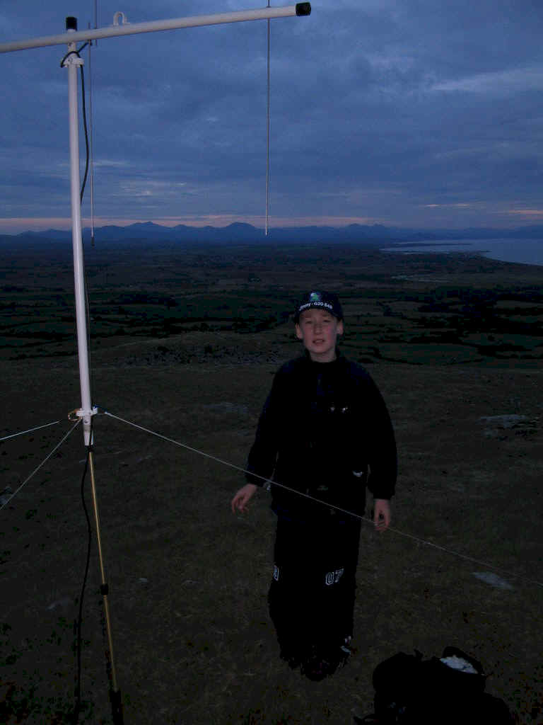 Jimmy and SOTA Beam on Carneddol NW-068