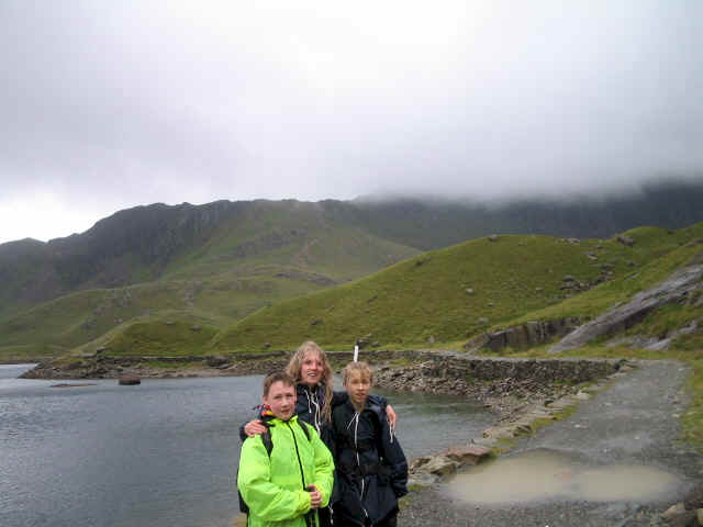 Jimmy, Maggie MW3JAT & Josh MW3EPA on the Miners' Track