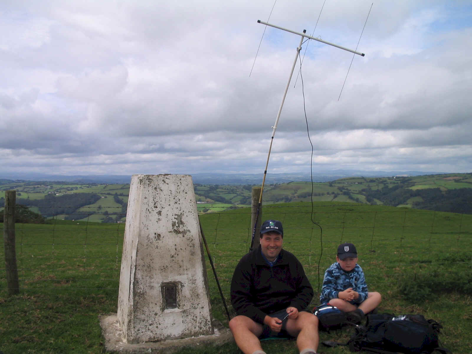 Tom & Liam on Stingwern Hill MW-030