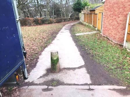 Path to the disused railway line path